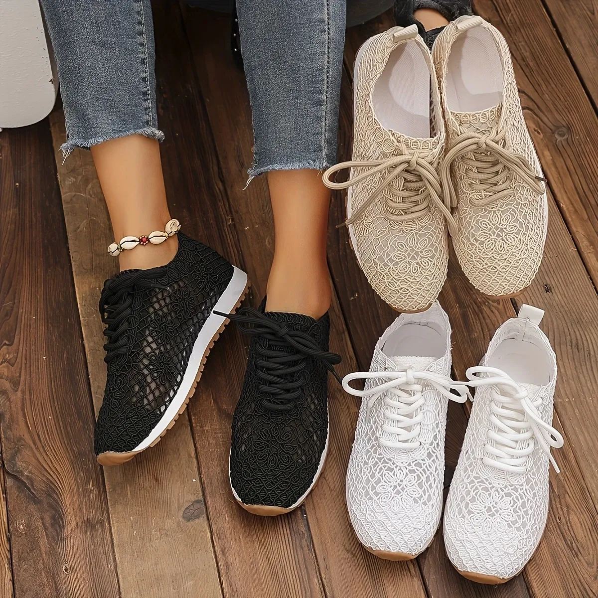 Women's Breathable Lace-Up Mesh Casual Shoes Sneakers