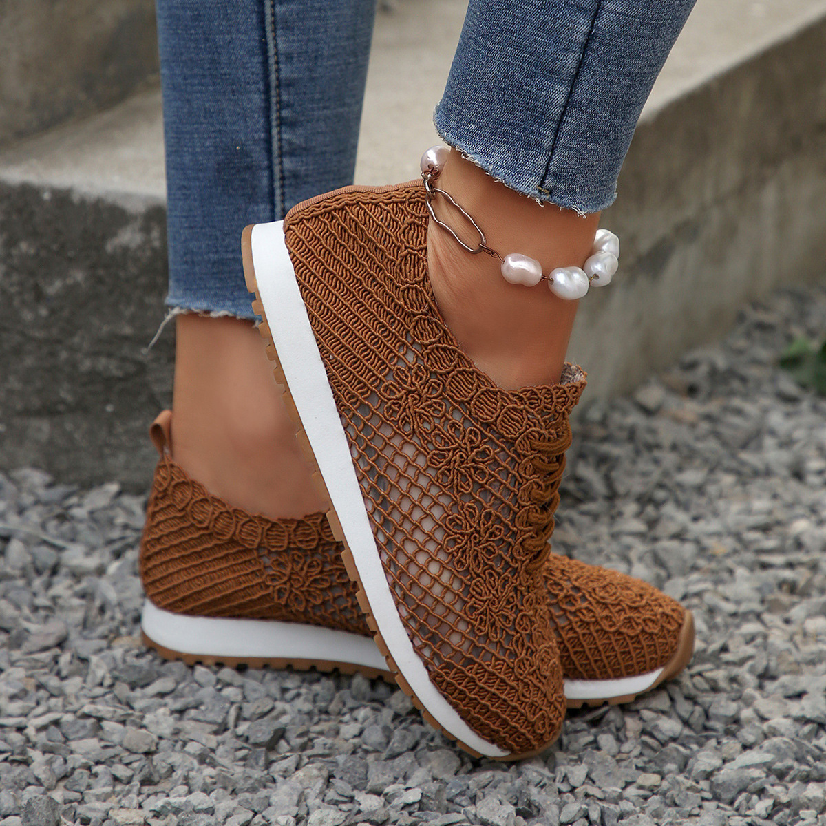 Women's Breathable Lace-Up Mesh Casual Shoes Sneakers