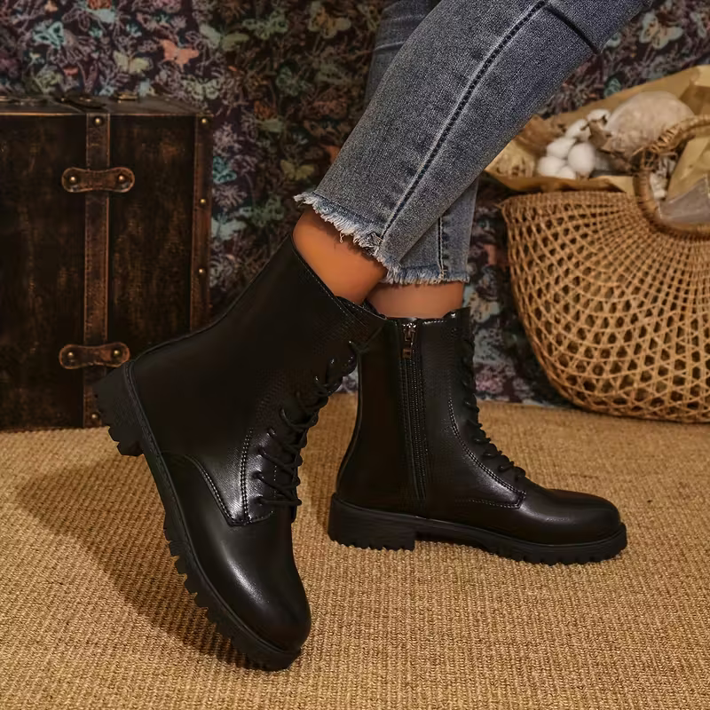 Women's Western Punk Style Leather Mid-Calf Boots Cowgirl Boots Allseason Footwear