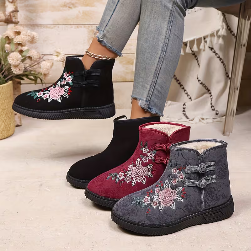 Women's Windproof & Warm Ethnic Style Winter Slip-on Boots