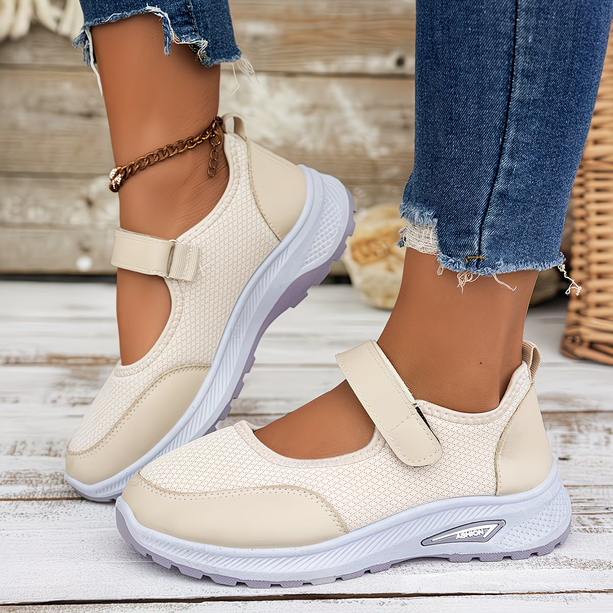 Women' Breathable Comfortable Slip-On Sneakers Driving/Lookout/Shopping Footwear for Casual Attire