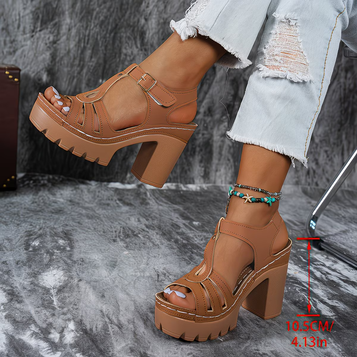 New Ethnic Style Vintage Hook-and-loop Fastener Thick Heel Roman Sandals for Women