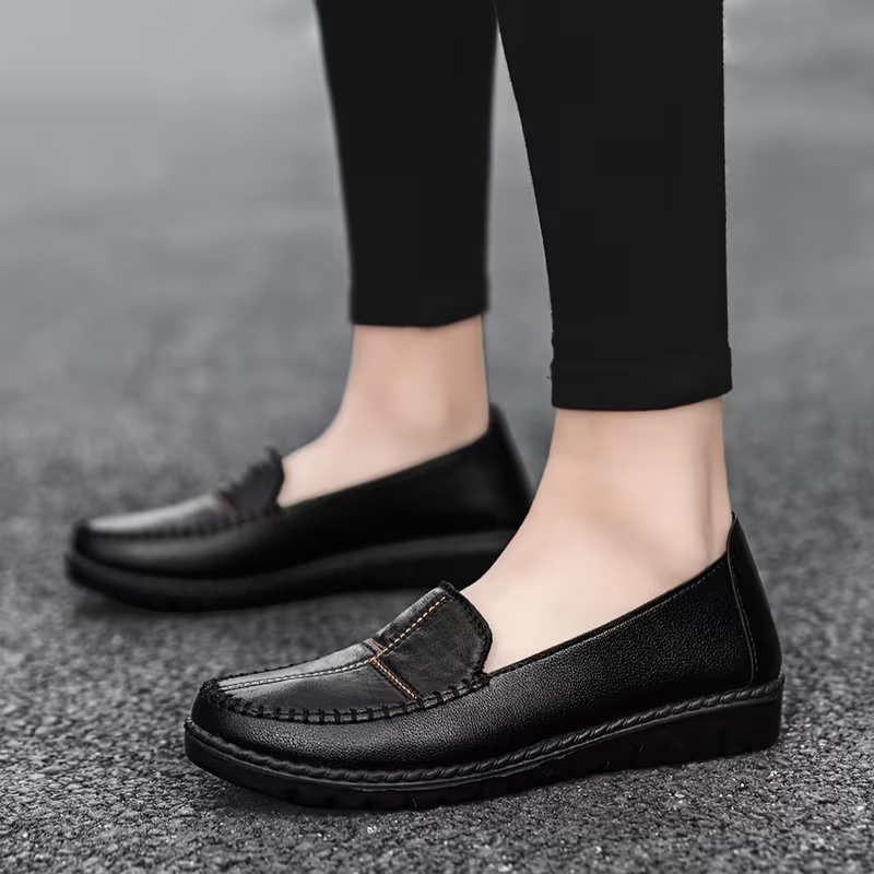 Women's Comfortable Slip-On Leather Loafers Flat Shoes for Daily Walking