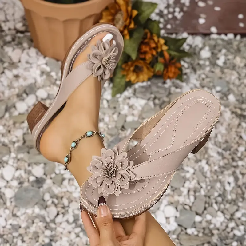 Women's Fashionable Floral Solid Color Block Heel Sandals Flip Flops - All-Match Footwear