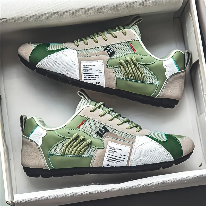 Men's Stylish Contrasting Designs Breathable Comfortable Non-Slip Sneakers 