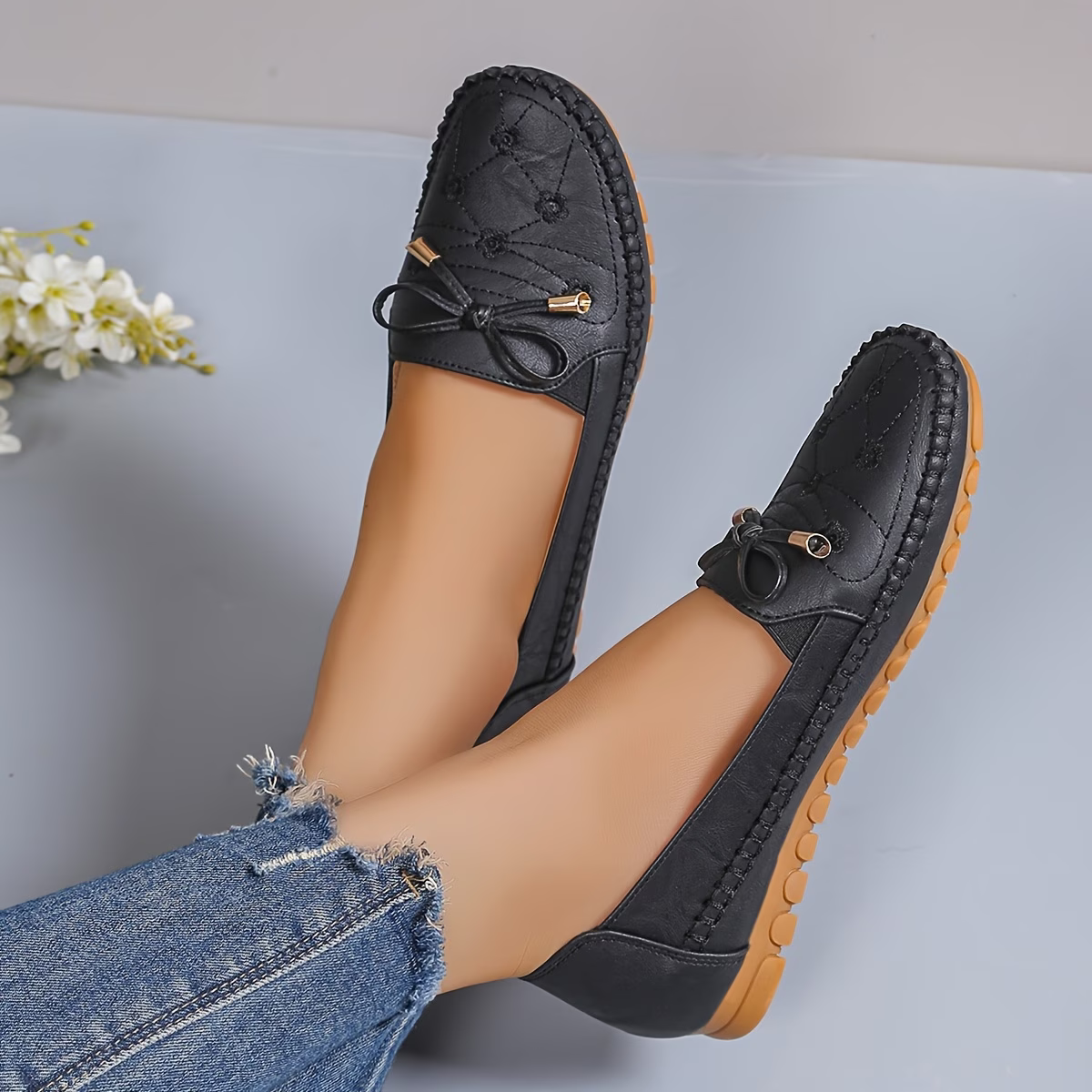 Women's Lightweight & Comfortable Bow-decorated Leather Flat Penny-loafer Slip-on Shoes