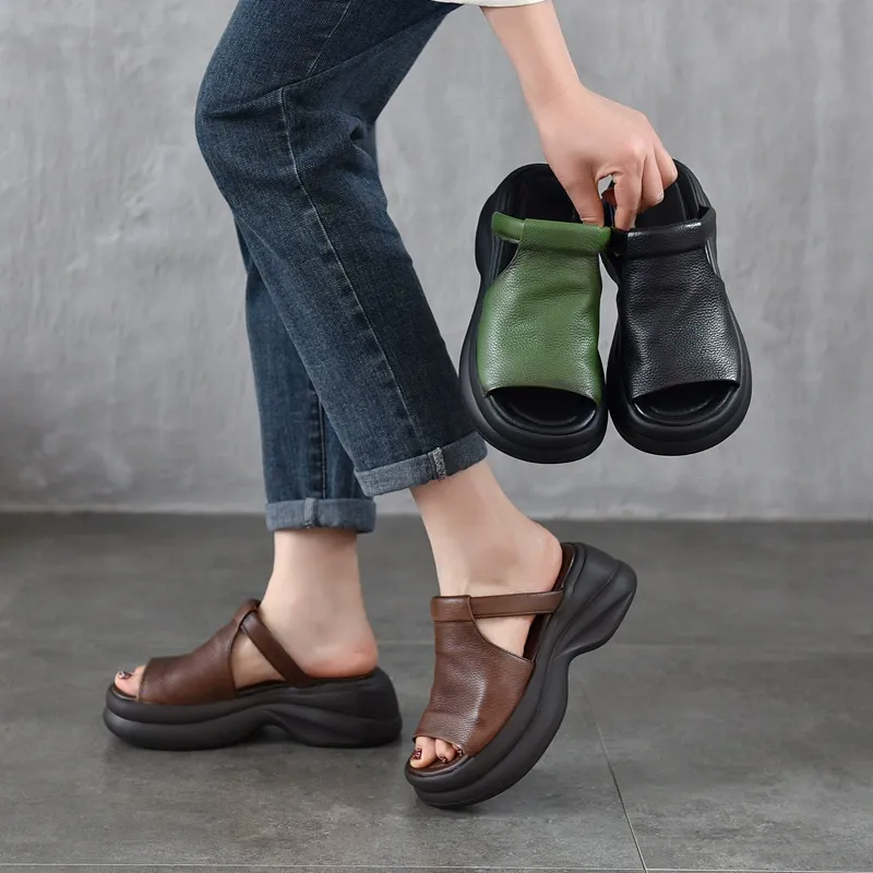 Women's Soft & Comfortable Thick Sole Indoor/Outdoor Slippers Sandals Daily Vacation Beach Shoes