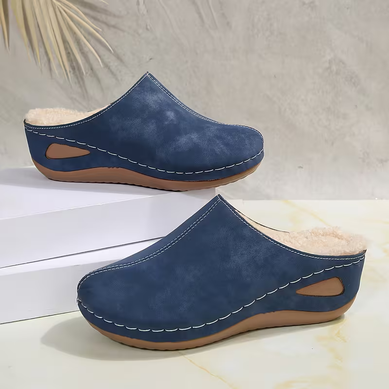 Women's Cozy Warm Cushioned Insole Winter Plush Slip-On Moccasin Slippers