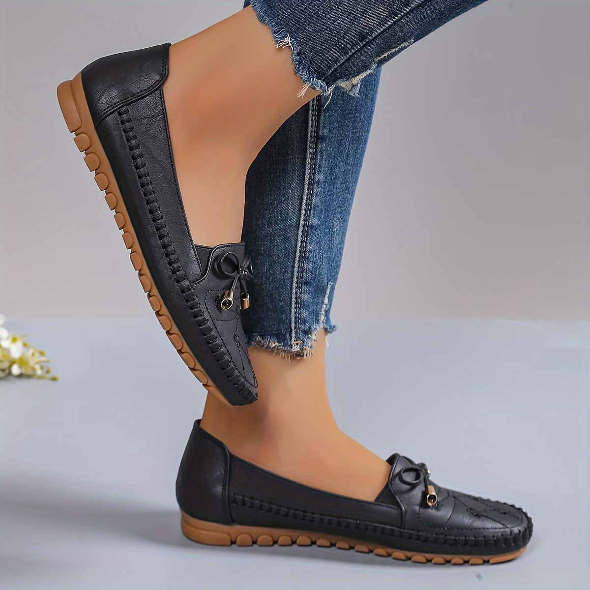 Women's Lightweight & Comfortable Bow-decorated Leather Flat Penny-loafer Slip-on Shoes
