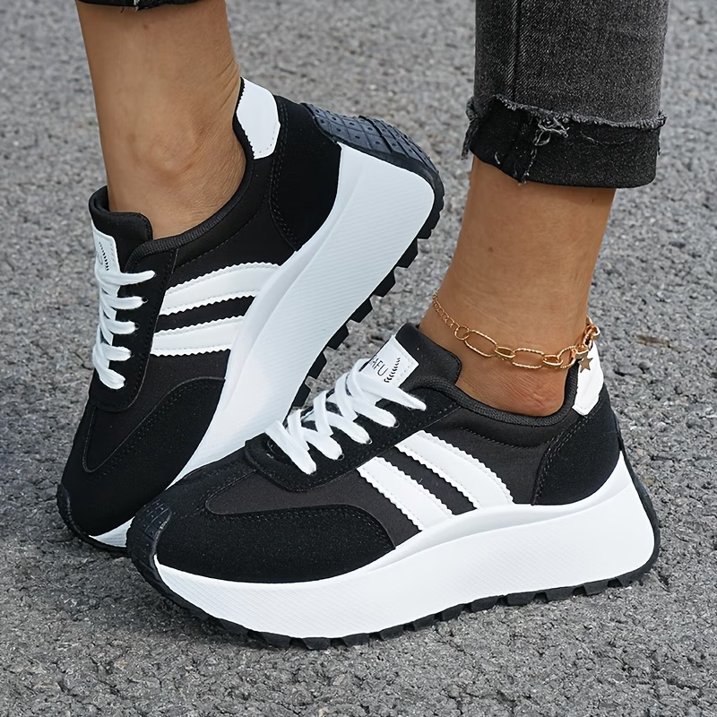 2026 Spring New Women'S Casual Sports Shoes with Thick Soles, Height-Increasing, Versatile, And Retro Style., Women Shoes, Sneakers