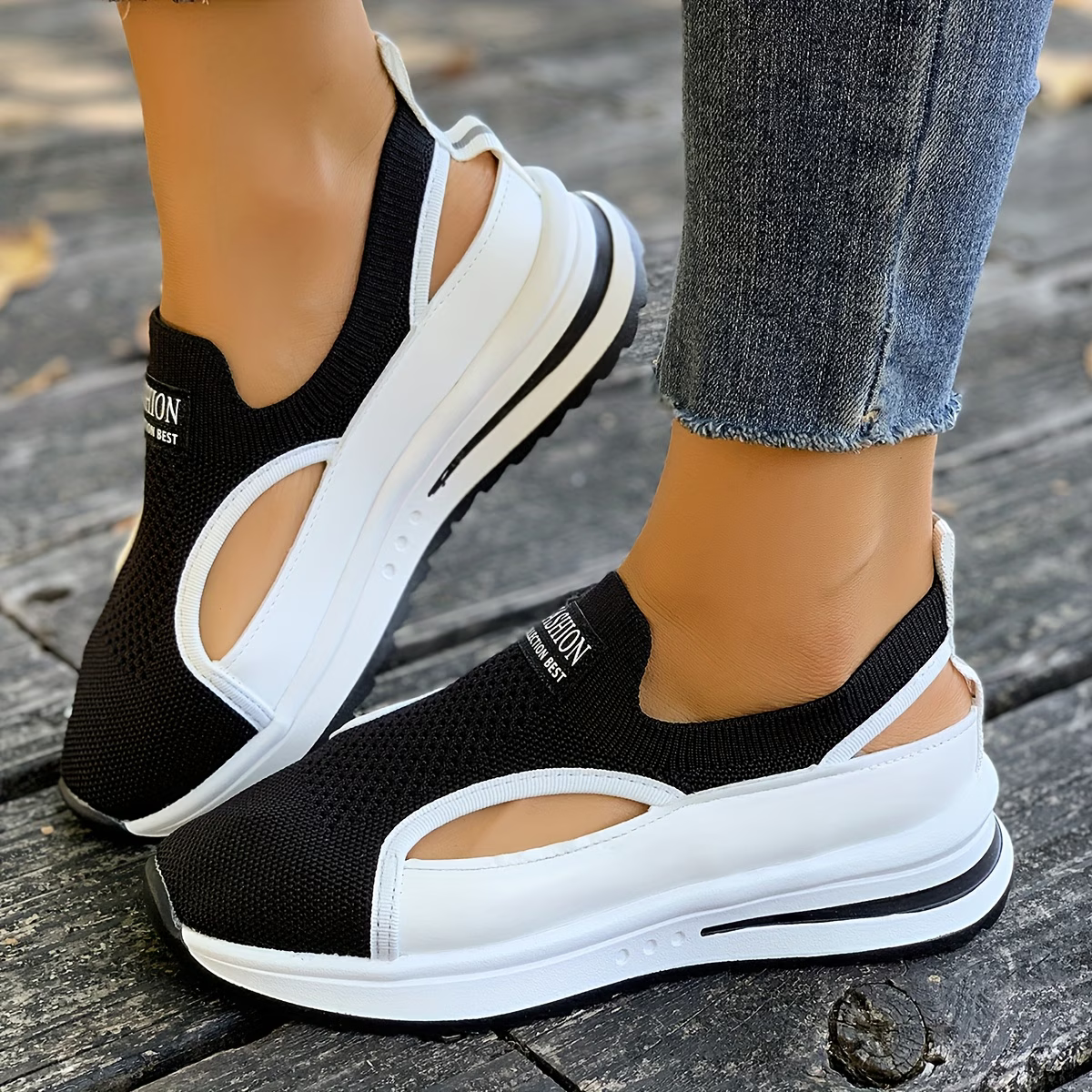 Women‘s Stylish & Breathable Mesh Sports Sandals