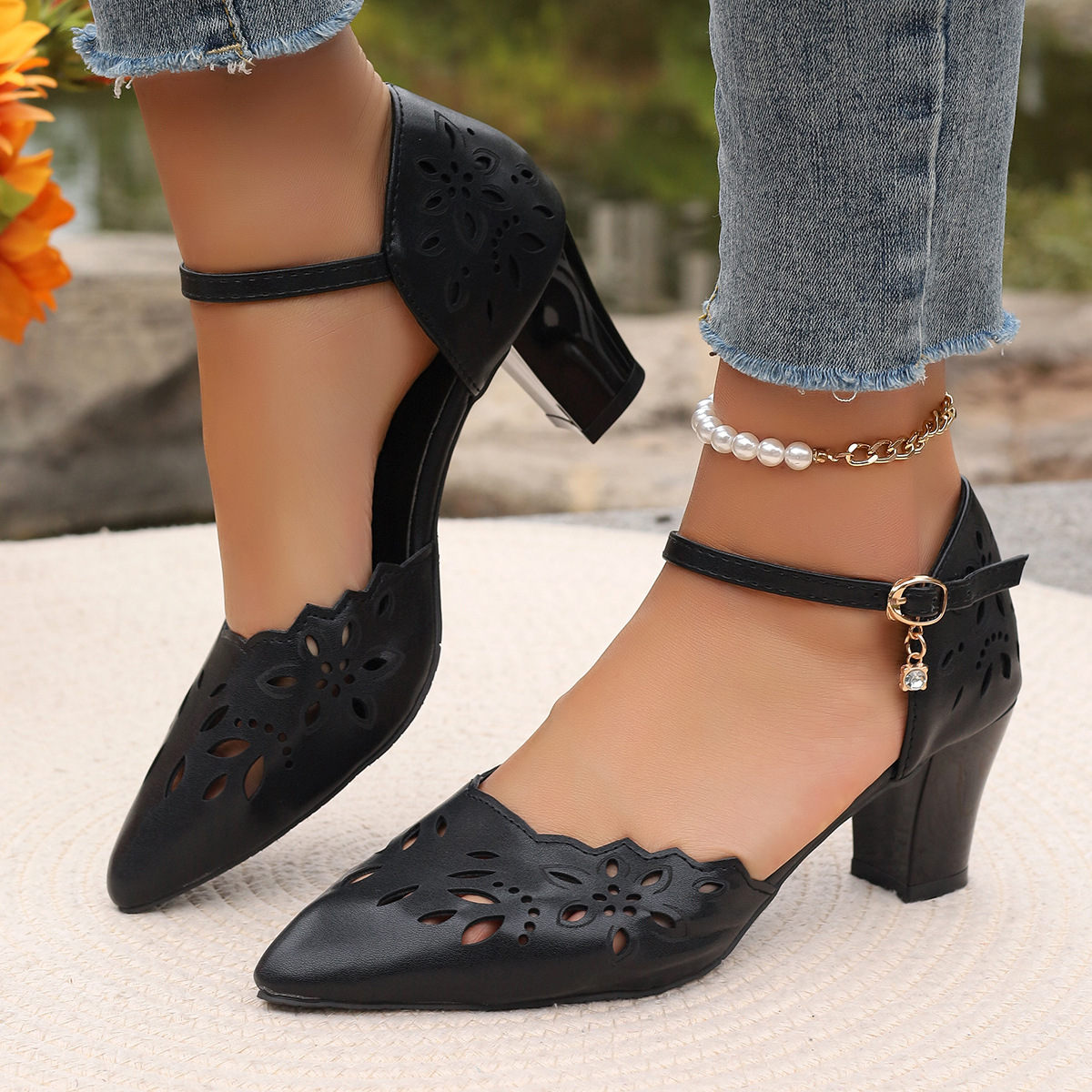Women's Fashion and Breathable Versatile Mid-heel Sandals