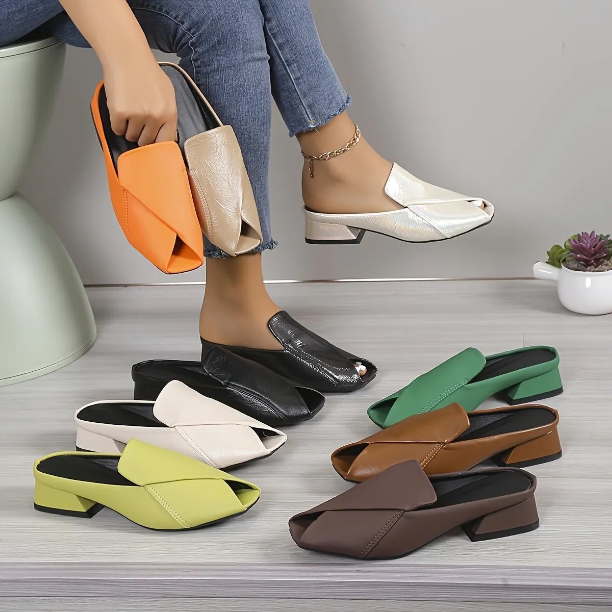 Womens Chic & Comfy Solid Color Slip-On Sandals Versatile Vacation Mules
