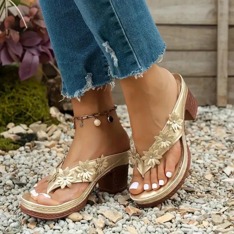 Women's Chic Arch Support Floral Wedge Flip Flops Sandals for Beach Travel Casual Outings