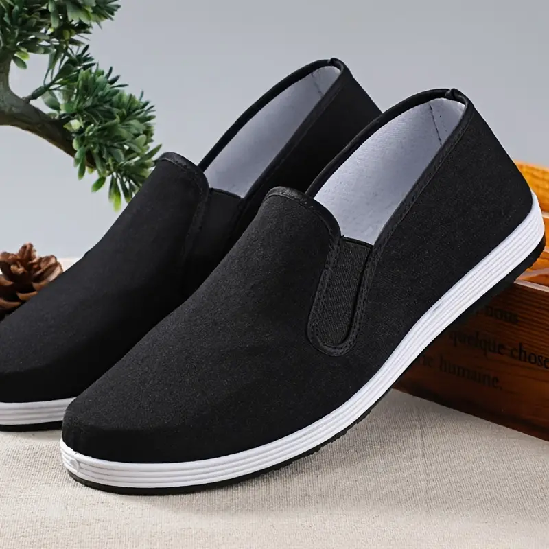 Unisex Lightweight & Comfortable Minimalist Style Slip-On Canvas Flat Shoes Daily Footwear