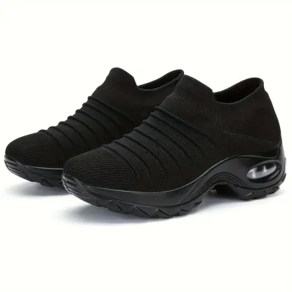 Women's Lightweight and Breathable Knit Slip-On Air Cushion Sneakers