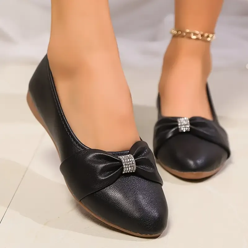 Women's Bowknot Decor Pointed Toe Soft Sole Versatile Flat Shoes Slip-