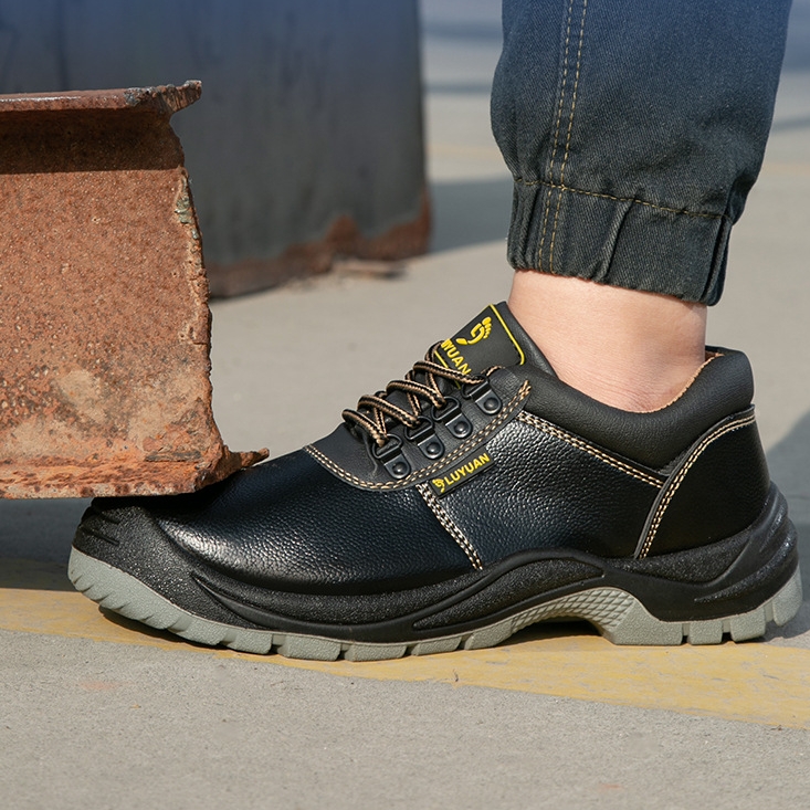 Men's and Women's Non-slip Waterproof Shock-resistant and Wear-resistant Safety Work Boots 