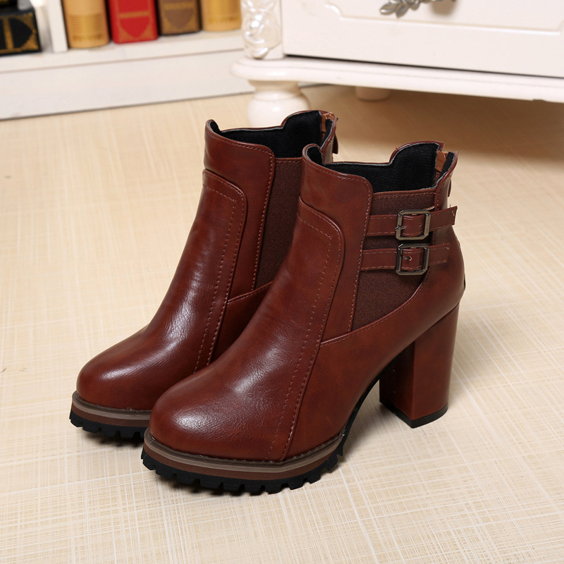 Women's Vintage Fashion Buckle Leather Chunky Heel Boots