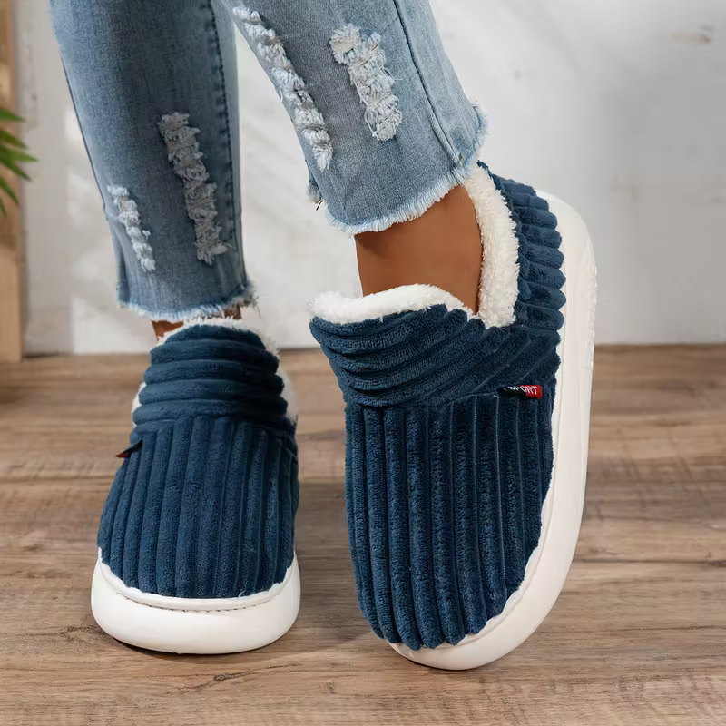 Unisex Cozy & Warm Winter Slippers Slip-On Indoor/Outdoor House Shoes