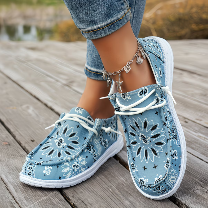 Women's Fashion & Lightweight Geometric Floral Pattern Slip-On Loafers