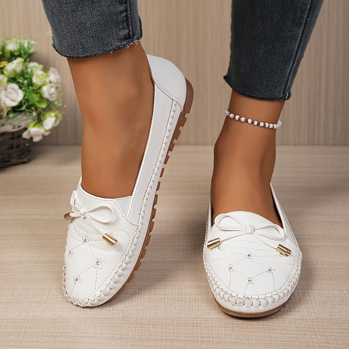 Women's Lightweight & Comfortable Bow-decorated Leather Flat Penny-loafer Slip-on Shoes