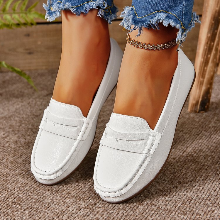 Women's Soft and Comfortable Flats Loafers Slip-On Shoes