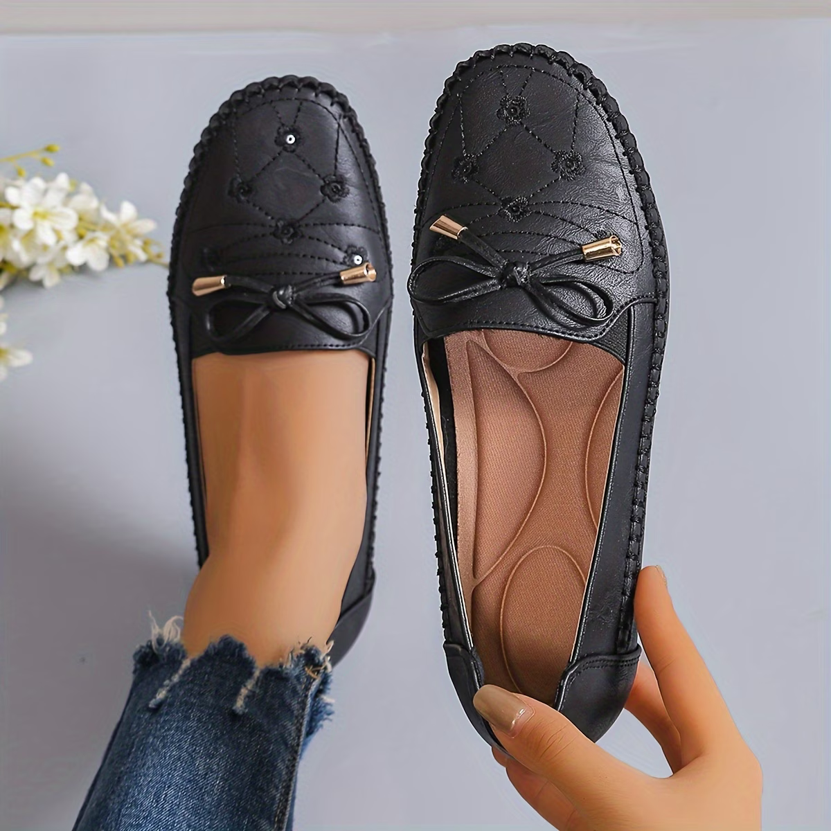 Women's Lightweight & Comfortable Bow-decorated Leather Flat Penny-loafer Slip-on Shoes