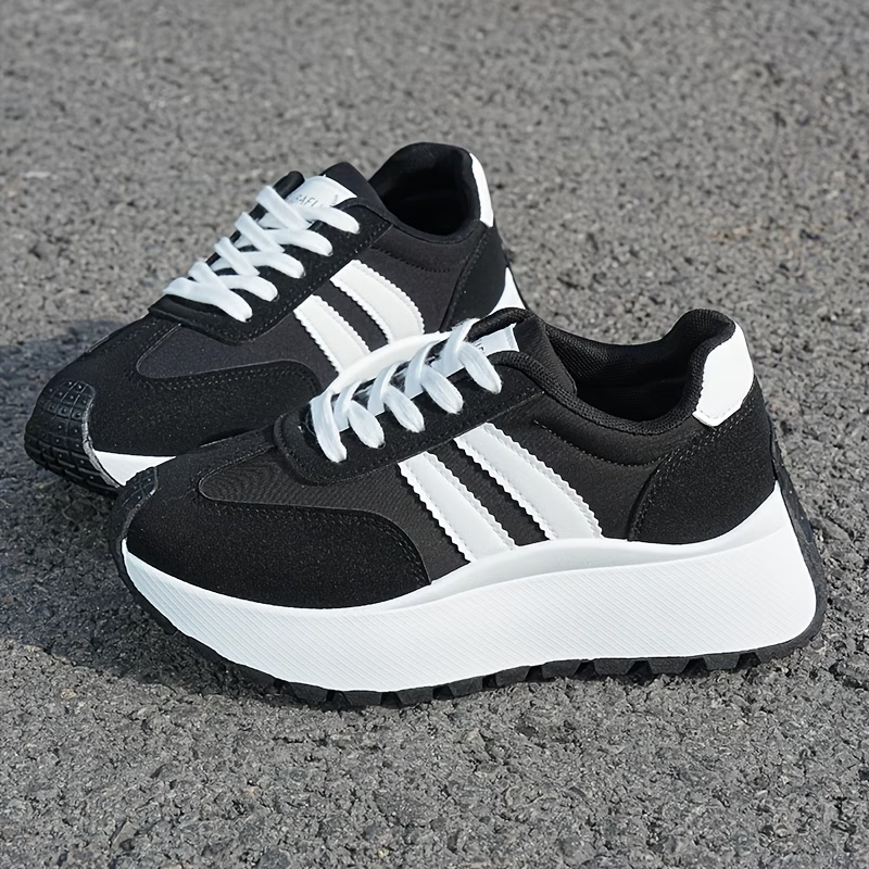 2026 Spring New Women'S Casual Sports Shoes with Thick Soles, Height-Increasing, Versatile, And Retro Style., Women Shoes, Sneakers