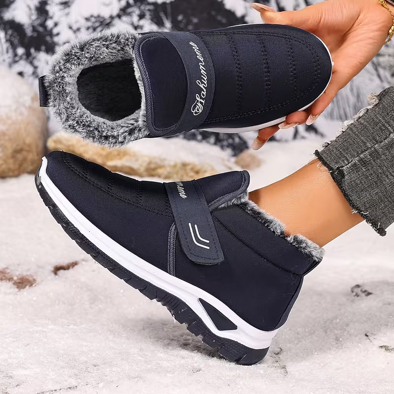 Women's Warm Slip-Resistant Winter Boots Slip-on Shoes