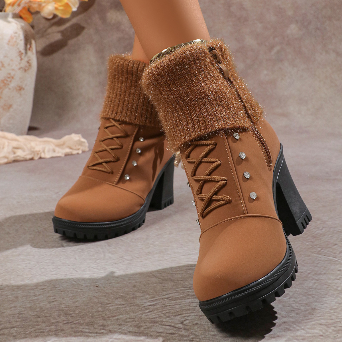 Women's Fashionable Rhinestone Fleece Lining Waterproof and Non-slip Chunky-heeled Boots