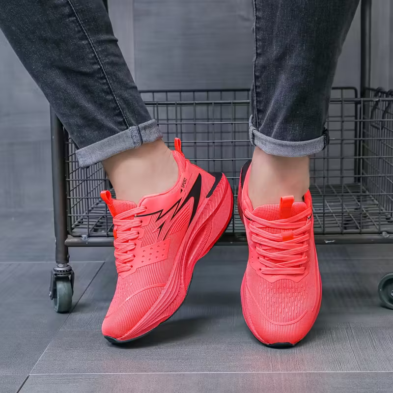 Men‘s Lightweight Breathable Carbon Plate Technology Gradient Color Sneakers Running Shoes