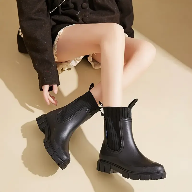 Women's Comfortable and Slip-Resistant Chelsea Rain Boots Versatile Outdoor Footwear