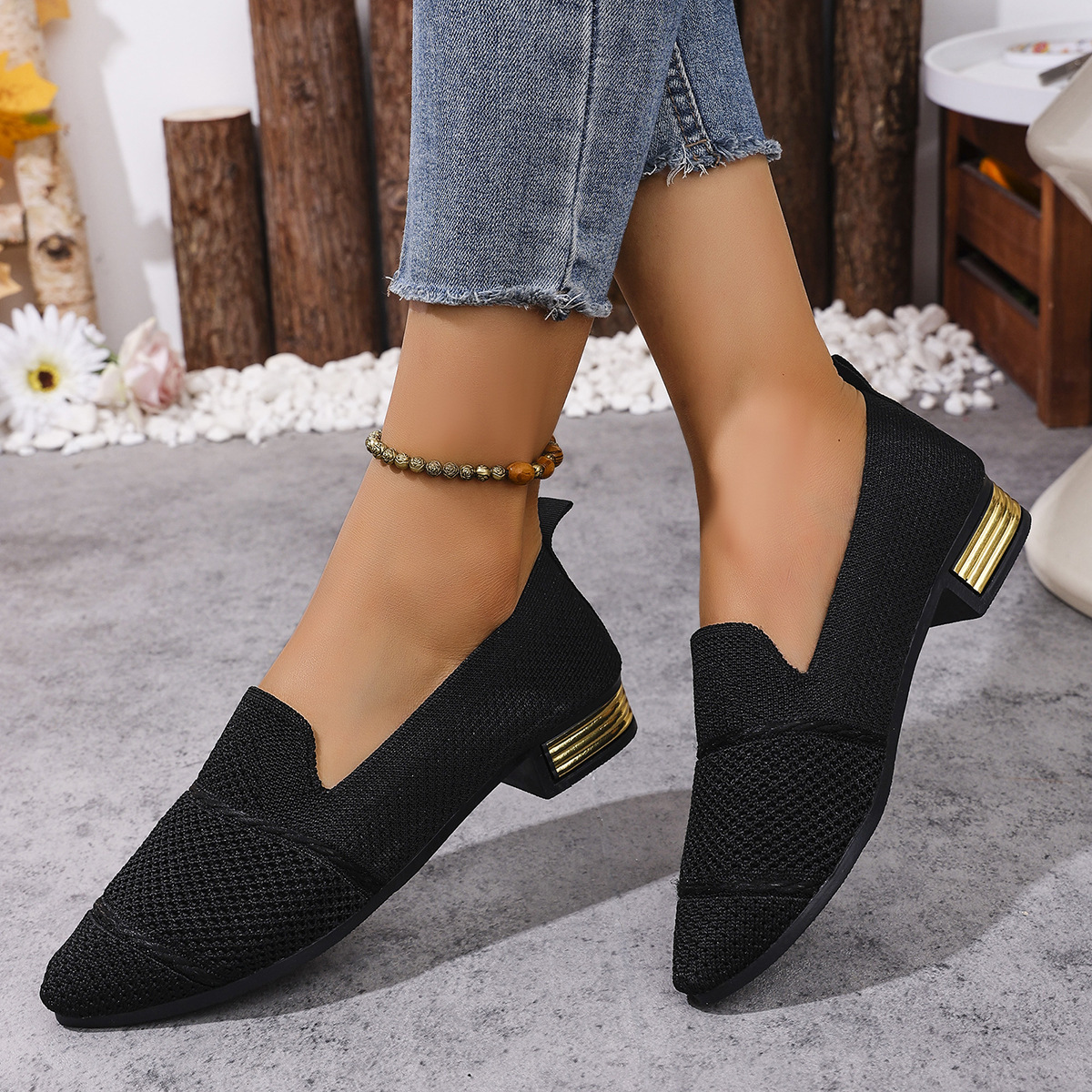 Women's Fashion Breathable Knit Slip-On Shoes