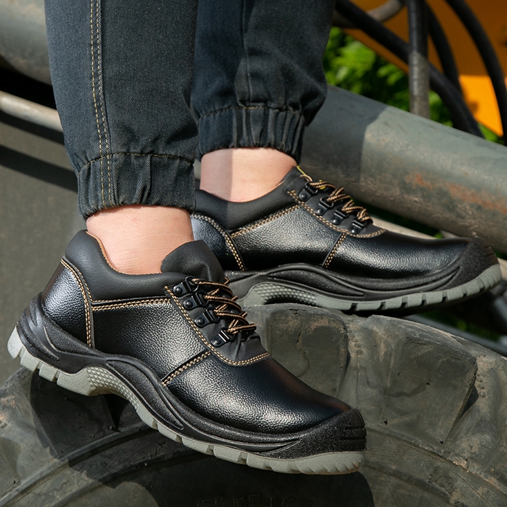 Men's and Women's Non-slip Waterproof Shock-resistant and Wear-resistant Safety Work Boots 