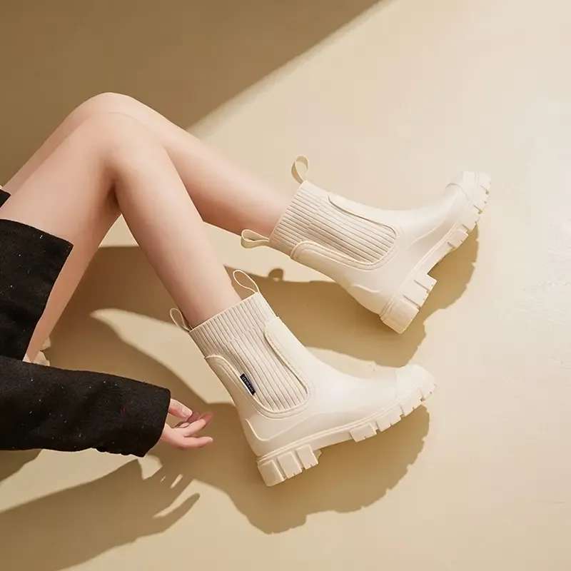 Women's Comfortable and Slip-Resistant Chelsea Rain Boots Versatile Outdoor Footwear