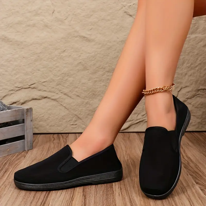 Unisex Lightweight & Comfortable Minimalist Style Slip-On Canvas Flat Shoes Daily Footwear