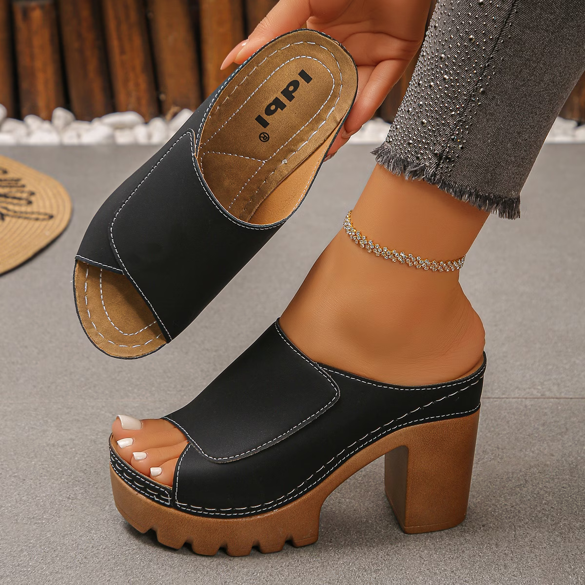 Women's Trendy Platform Chunky-Heeled Open-Toe Sandals