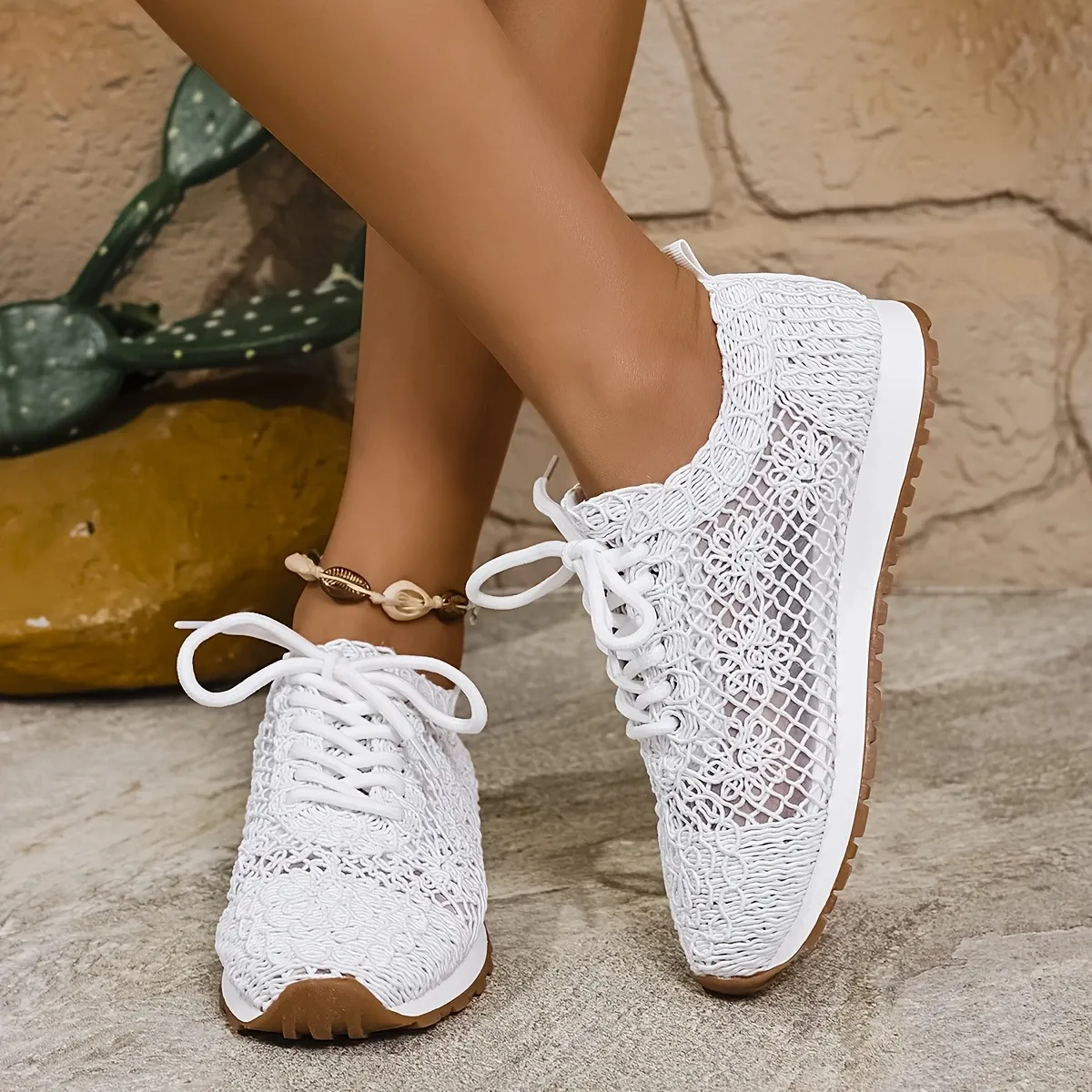 Women's Breathable Lace-Up Mesh Casual Shoes Sneakers