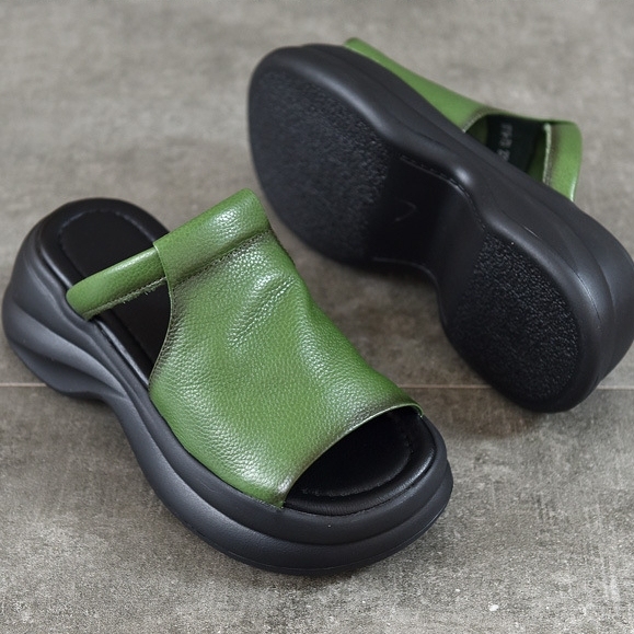 Women's Soft & Comfortable Thick Sole Indoor/Outdoor Slippers Sandals Daily Vacation Beach Shoes