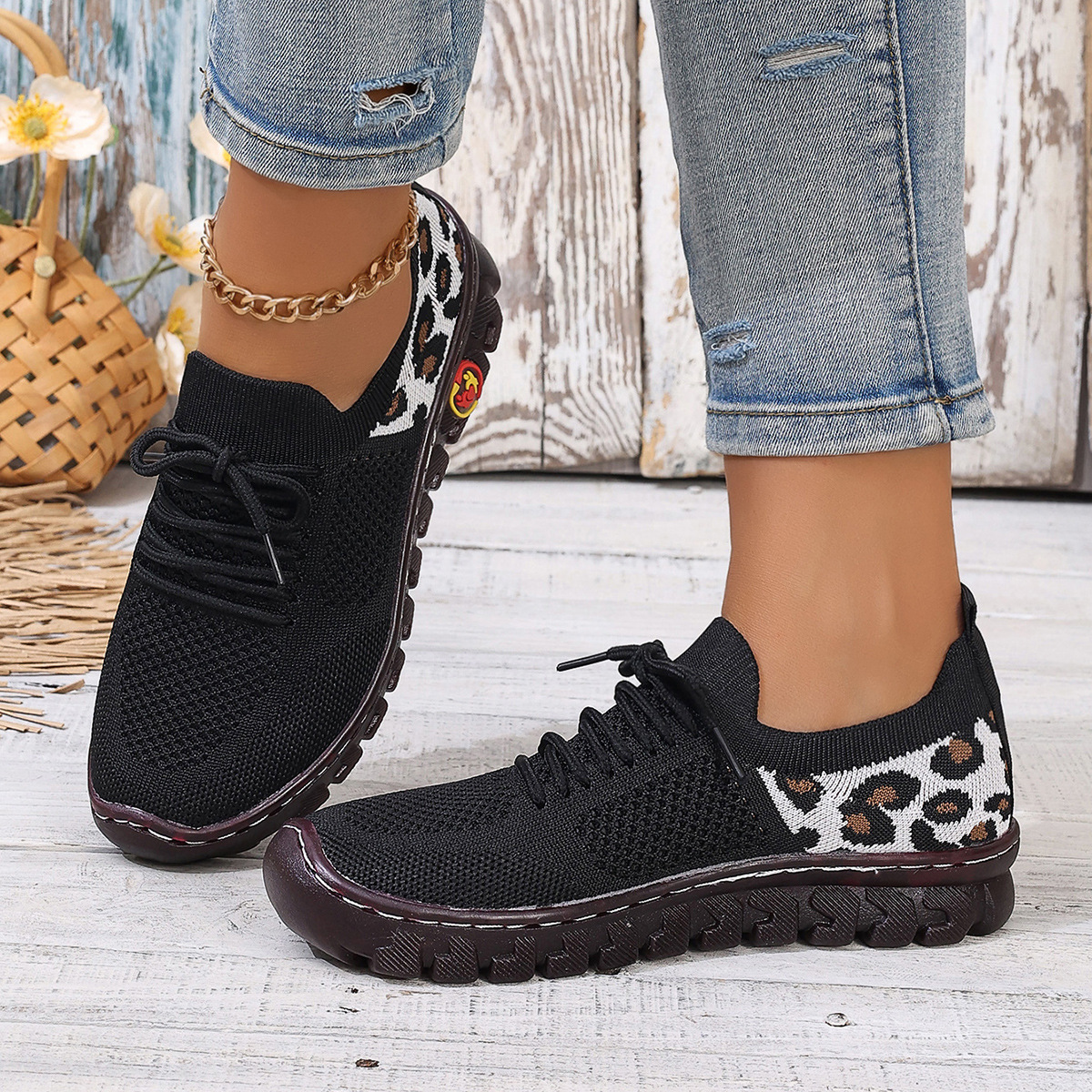 Women's Lightweight and Breathable Slip-On Sneakers