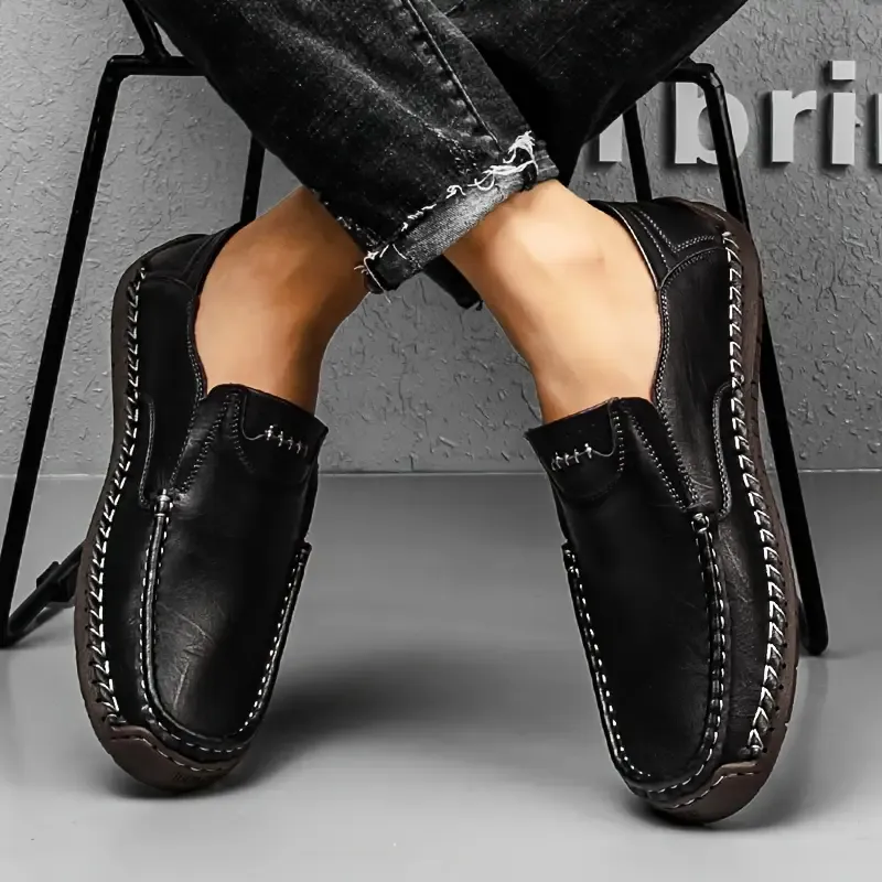 Men's Fashion and Lightweight Casual Hand Stitching Leather Shoes