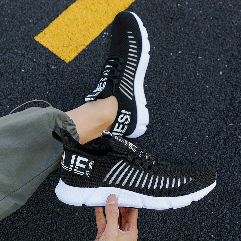 Men's Breathable Fashion Lightweight Sports Shoes Running Shoes Gym Athletic Jogging Walking Sneakers