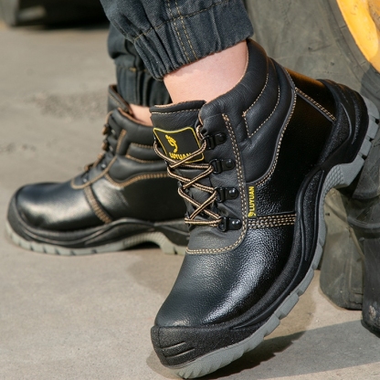 Men's and Women's Non-slip Waterproof Shock-resistant and Wear-resistant Safety Work Boots 