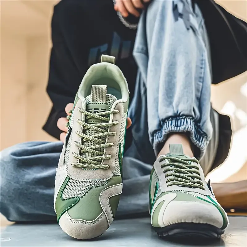 Men's Stylish Contrasting Designs Breathable Comfortable Non-Slip Sneakers 