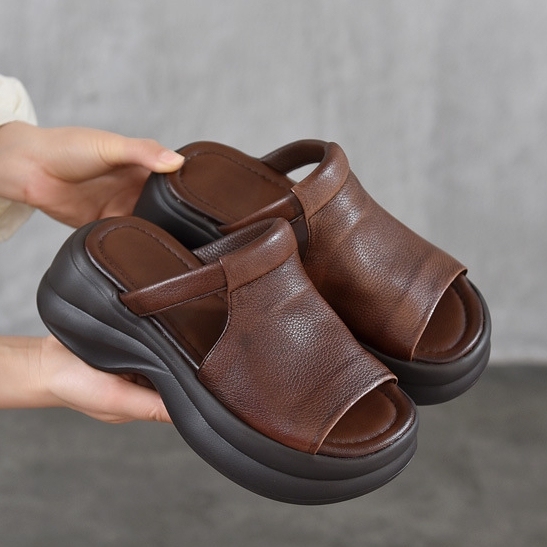 Women's Soft & Comfortable Thick Sole Indoor/Outdoor Slippers Sandals Daily Vacation Beach Shoes