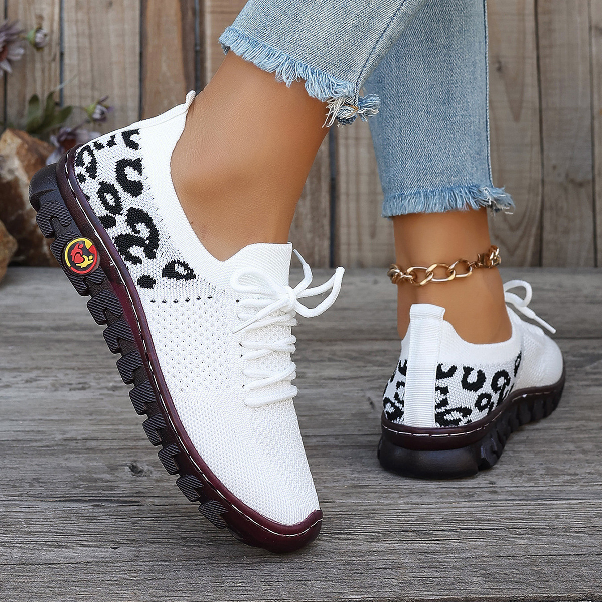 Women's Lightweight and Breathable Slip-On Sneakers