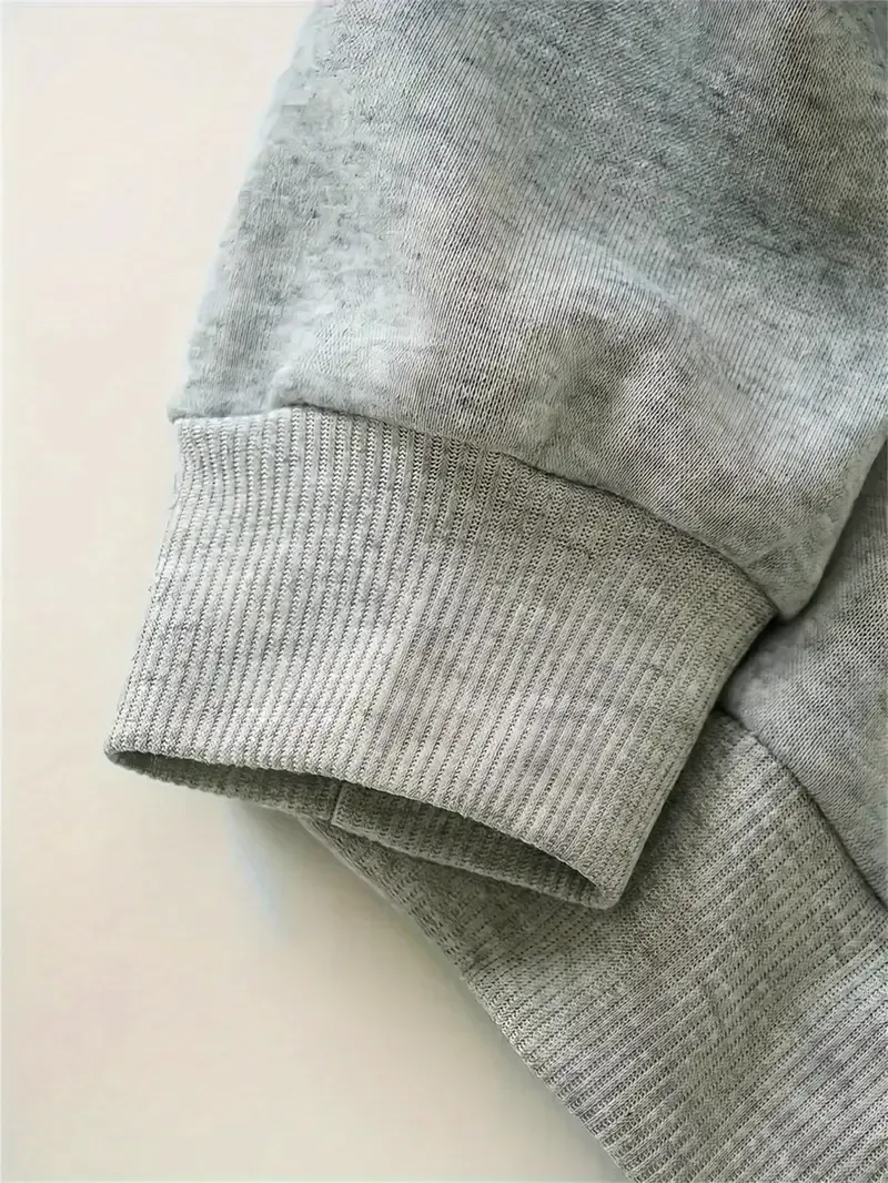 Women's Cozy Highland Cow Long Sleeve Hoodie Pullover Casual Wear for Everyday