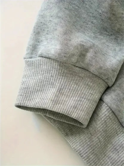 Women's Cozy Highland Cow Long Sleeve Hoodie Pullover Casual Wear for Everyday