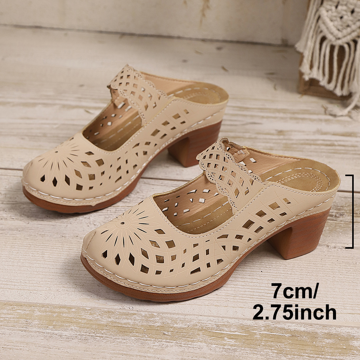 Women's Summer Soft Bottom Hollow Thick Heel Leather Sandals